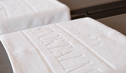 Loungers in your wellness hotel Minglers Sportalm in Kirchberg near Kitzbühel